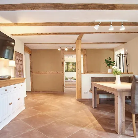 Aufschwung I Haushaelfte Apartament *